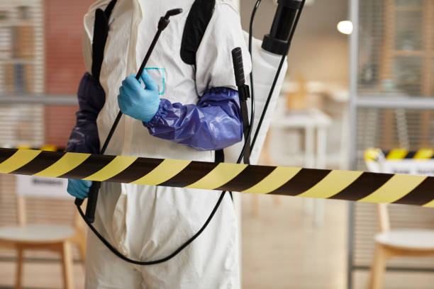 Professional Biohazard technician working in Syosset, NY
